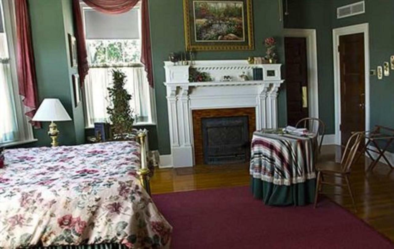 Hawthorn Bed And Breakfast Independence Eksteriør billede