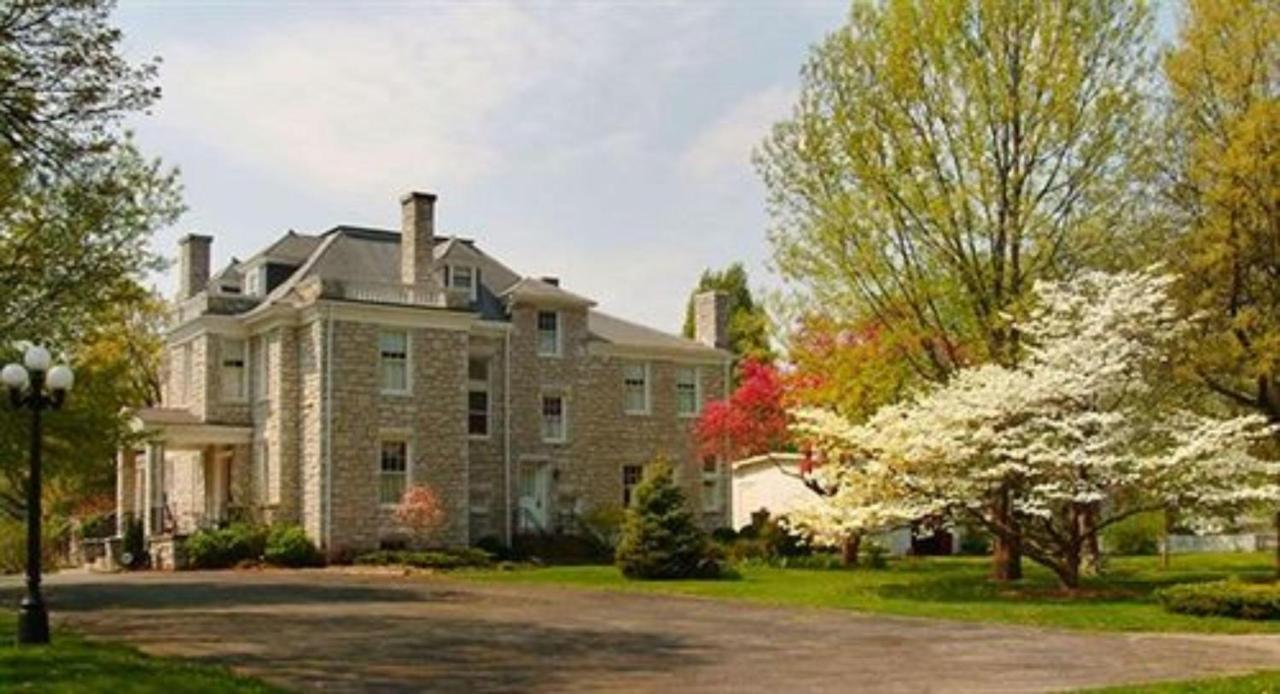 Hawthorn Bed And Breakfast Independence Eksteriør billede